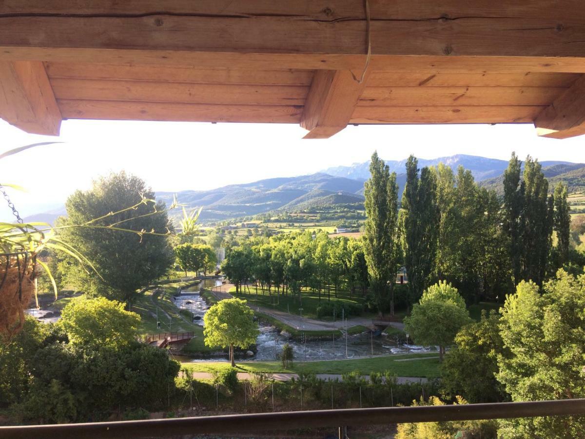 Casa Catharina Bed and Breakfast La Seu d'Urgell Exteriör bild