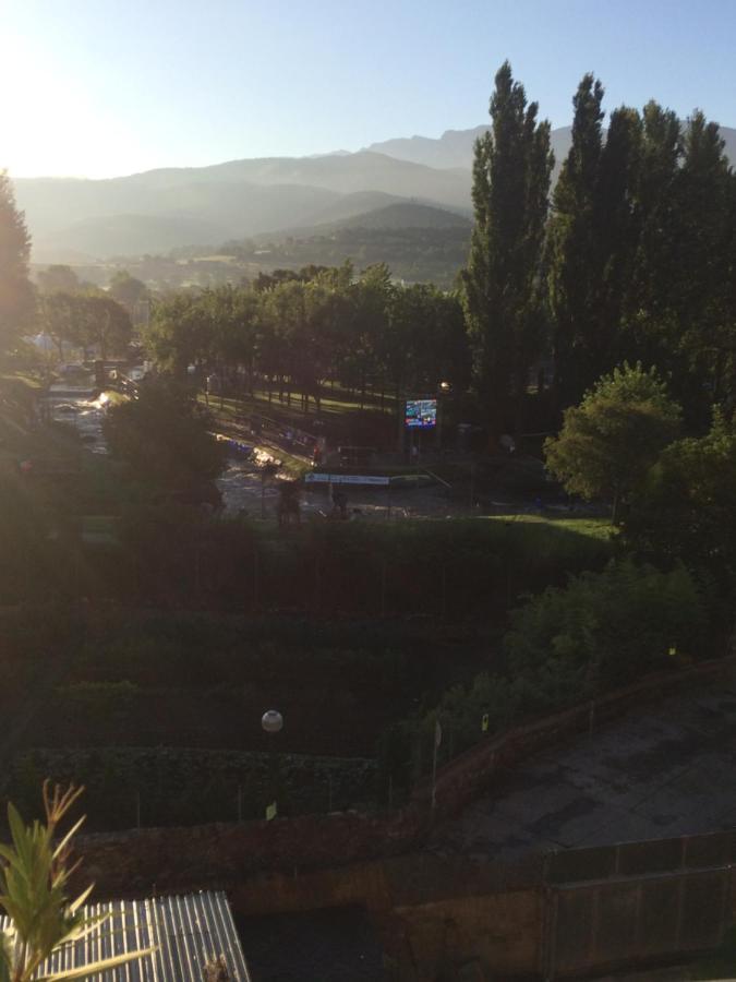 Casa Catharina Bed and Breakfast La Seu d'Urgell Exteriör bild